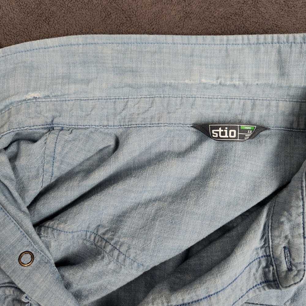 Stio Eddy Shirt Mens XXL Blue Chambray Organic Cotton Long Sleeve Western Snap - Picture 4 of 12